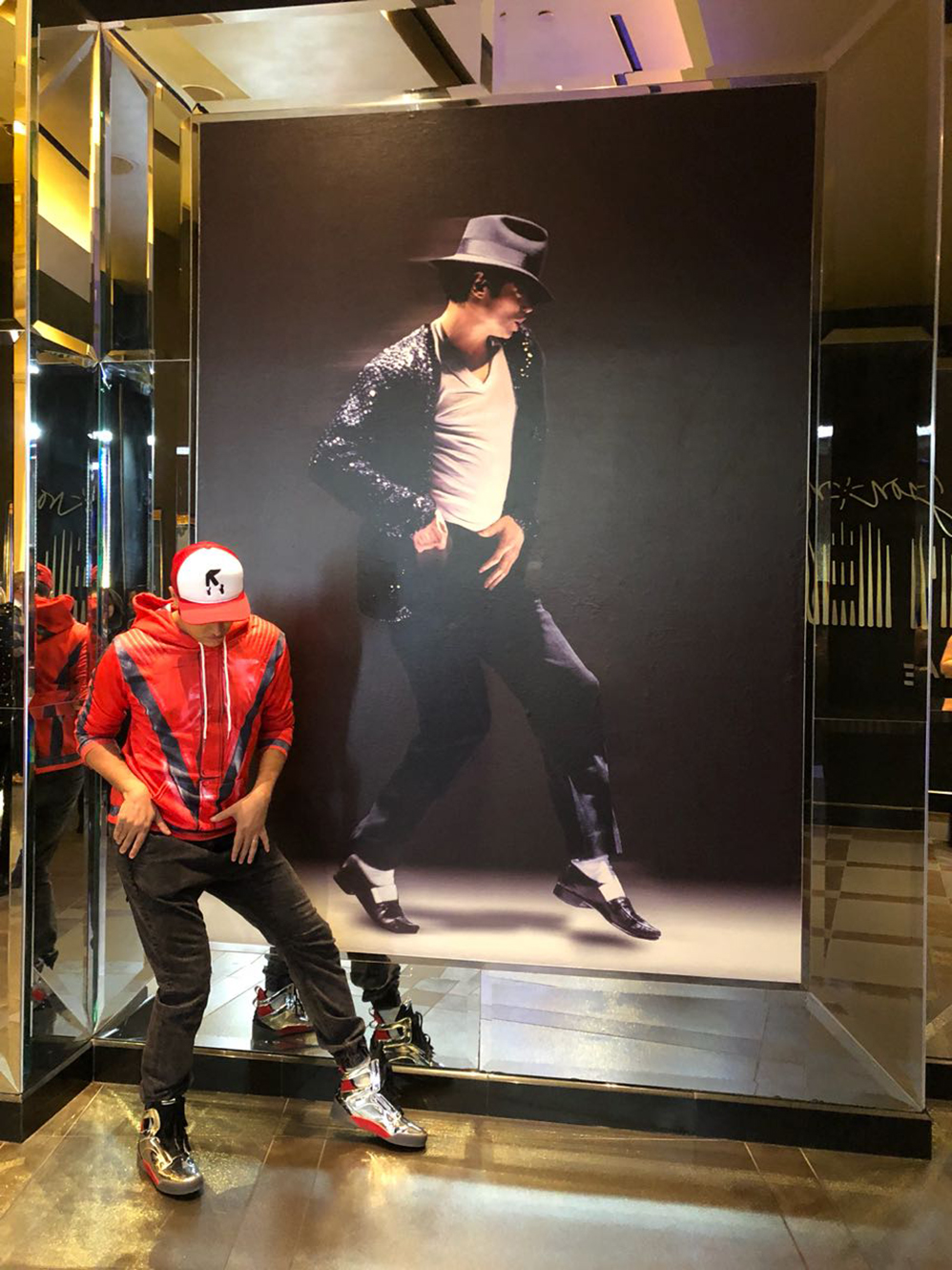 Cover oficial de Michael Jackson faz tour nos Estados Unidos pela 1ª vez