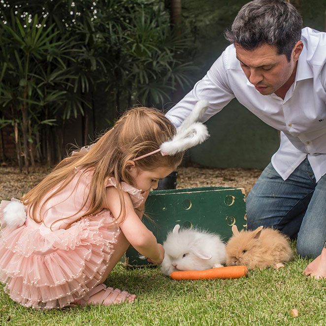 Confira momentos divertidos do ensaio de Páscoa de Valentina