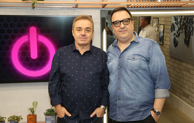 Gugu Liberato e o diretor Rodrigo Carelli