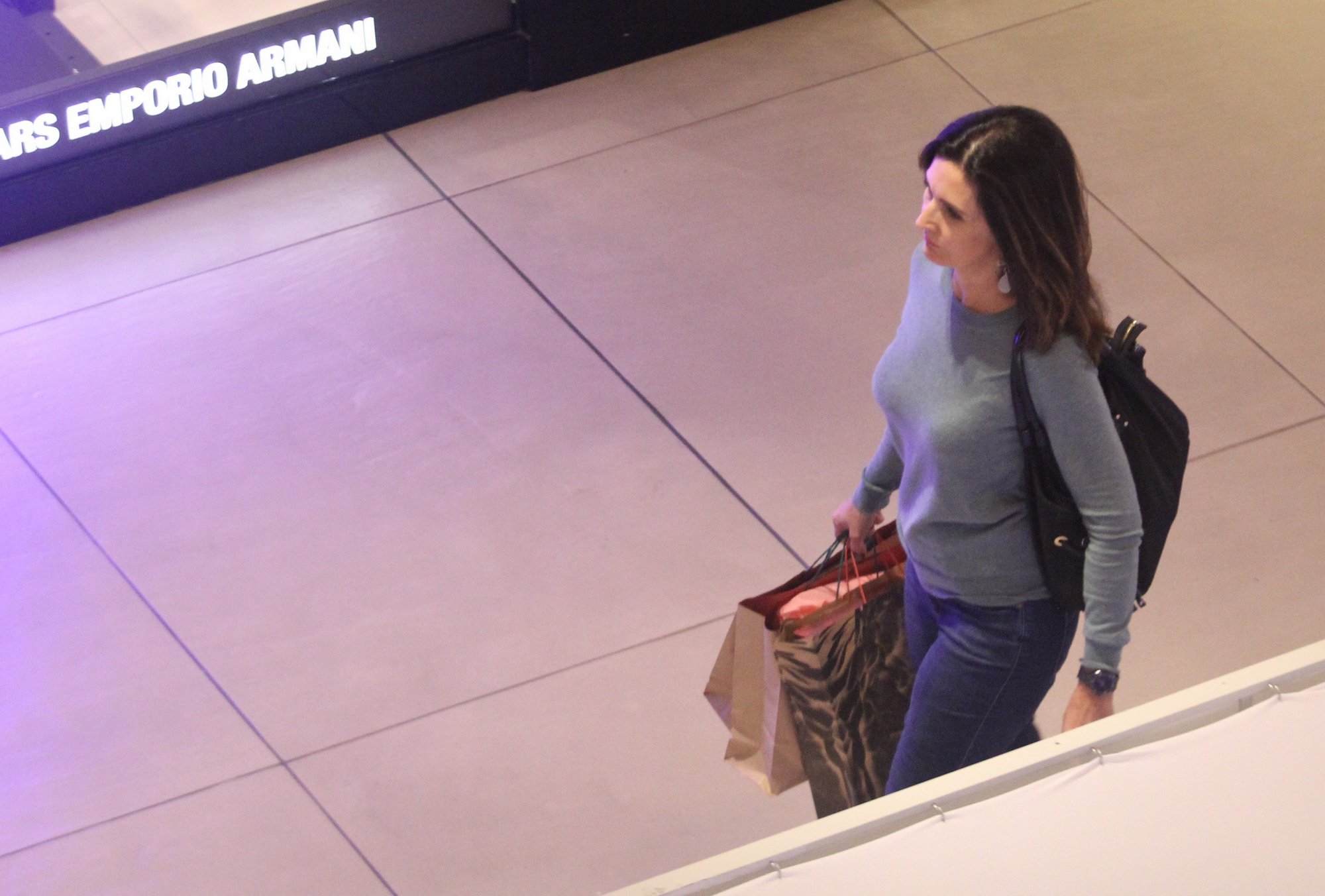 Fátima Bernardes passeando em shopping no Rio de Janeiro