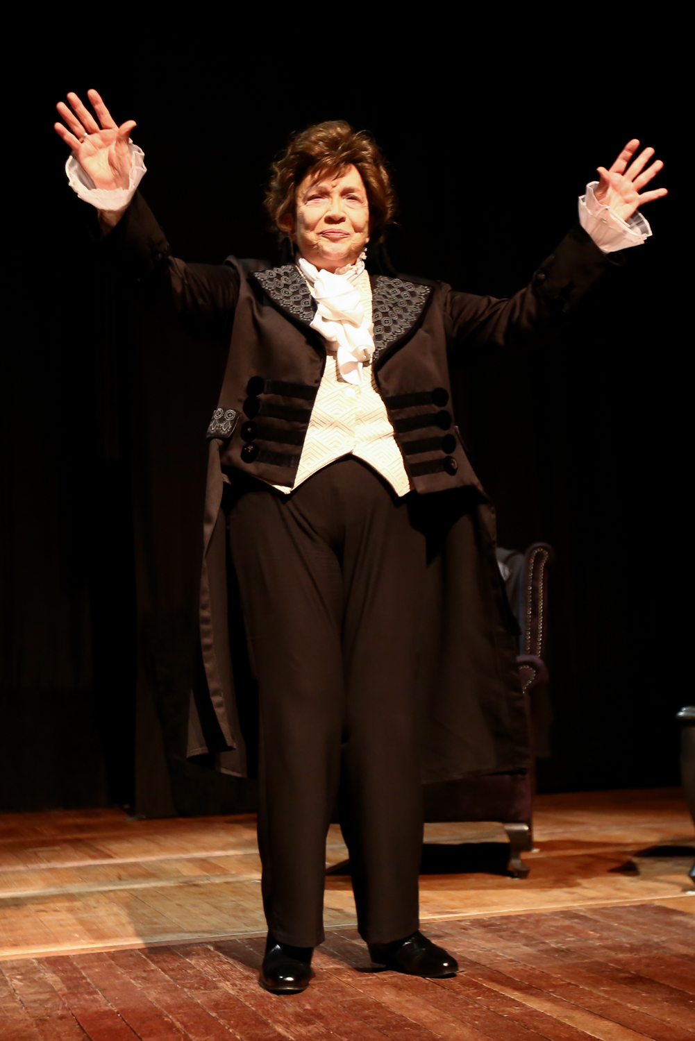 Nathália Timberg homenageia Chopin em peça de teatro