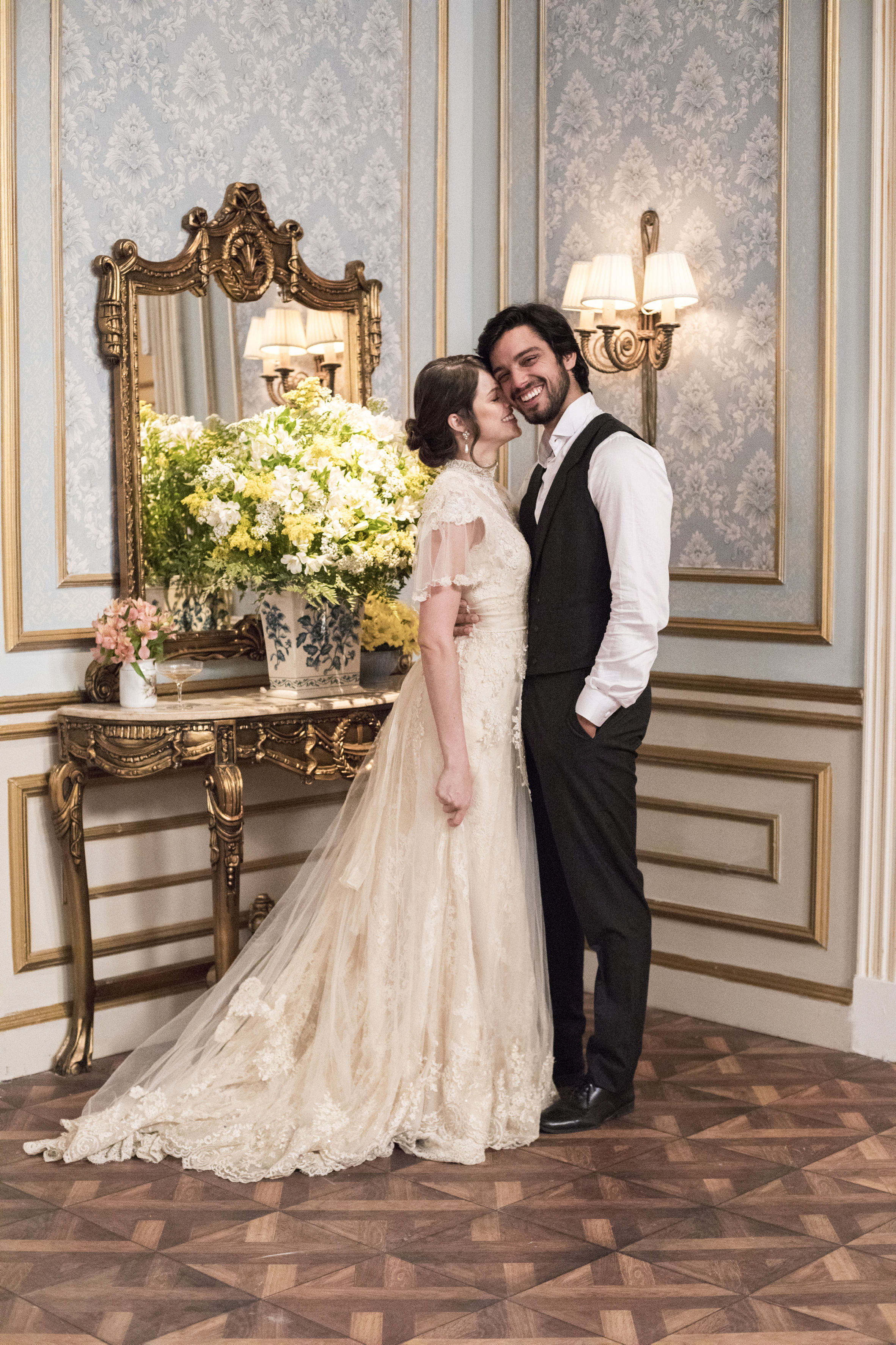 Orgulho e Paixão: Veja as primeiras fotos do casamento de Ernesto e Ema