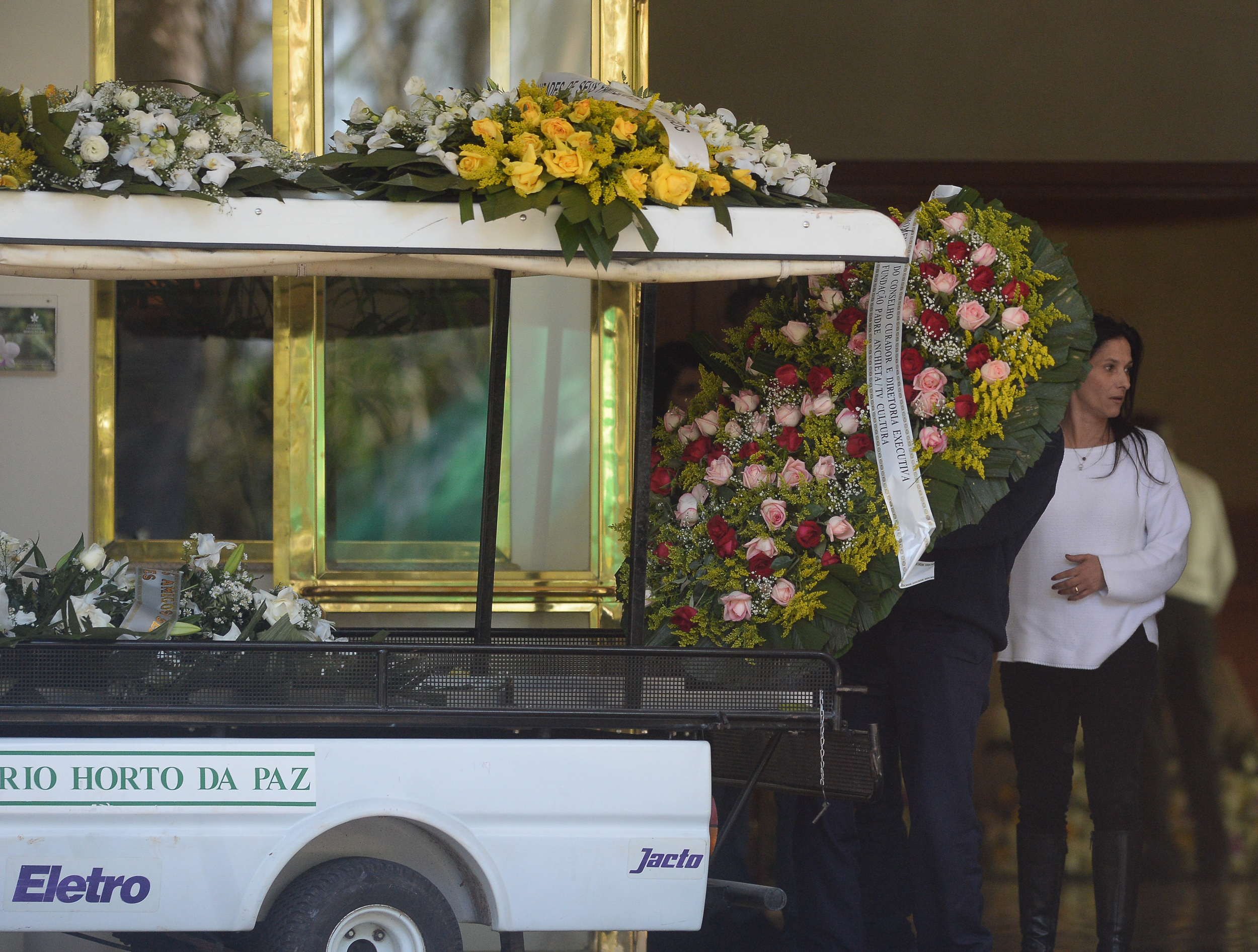 Familiares e amigos lamentaram a partida da atriz 