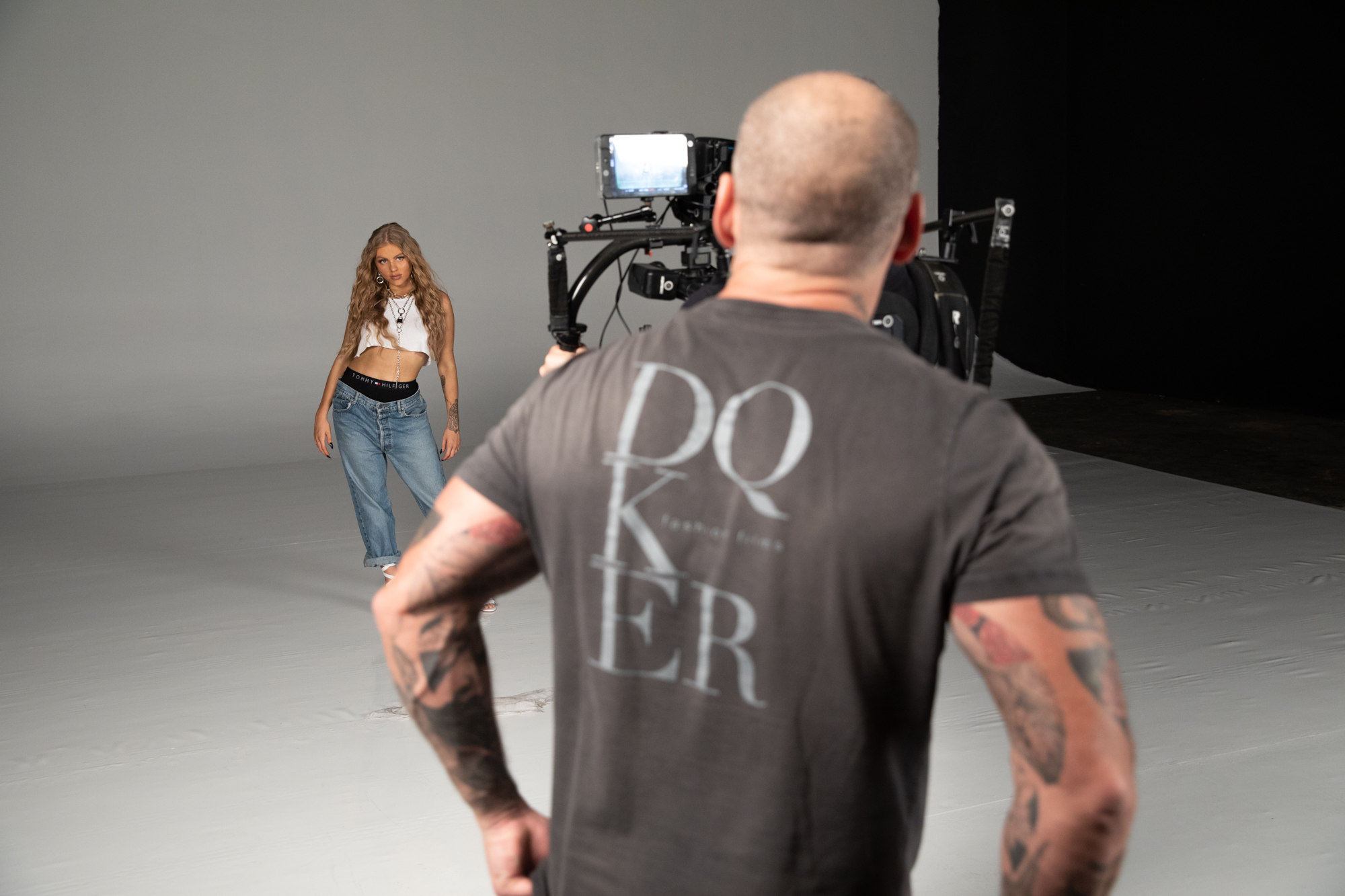 Luísa Sonza grava clipe com poderosa mensagem em São Paulo
