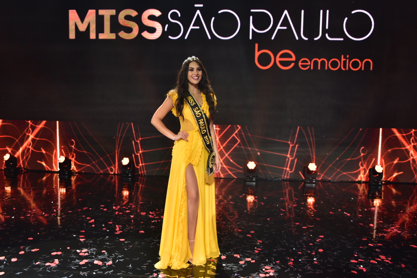 Bianca Lopes vence o Miss São Paulo OFuxico