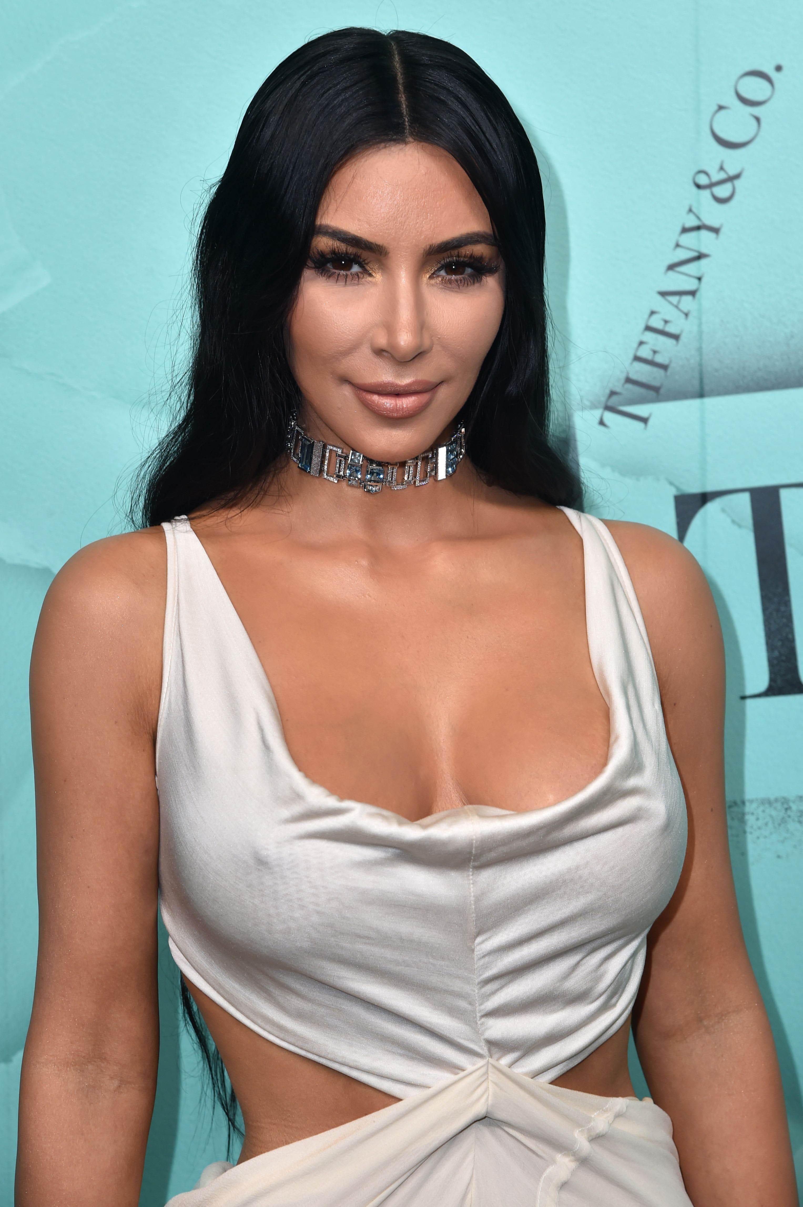 Kim Kardashian brilha em evento da Tiffany & Co