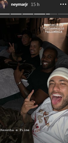 Neymar ironiza boatos de affair após término com Bruna Marquezine