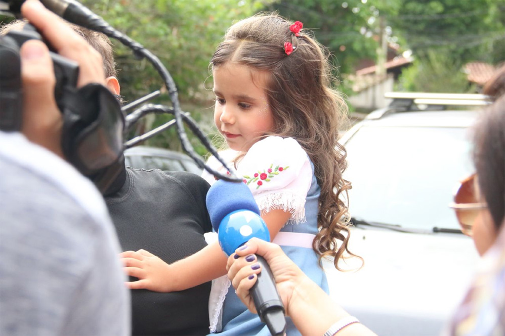 Maria Flor comemora 3 aninhos com mega festa