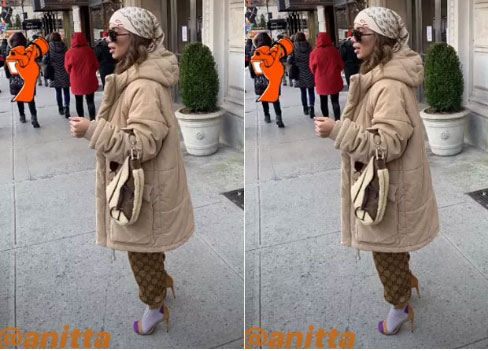 Anitta escolhe look ousado para passear por Nova York