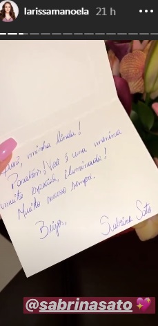 Larissa Manoela ganha lindo presente de Sabrina Sato. Veja!