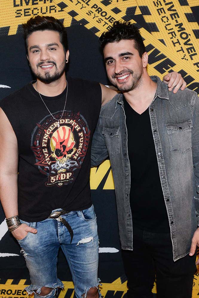 Famosos comemoram aniversário de Luan Santana em SP