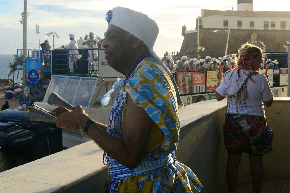 Gilberto Gil curte o Carnaval da Bahia de camarote