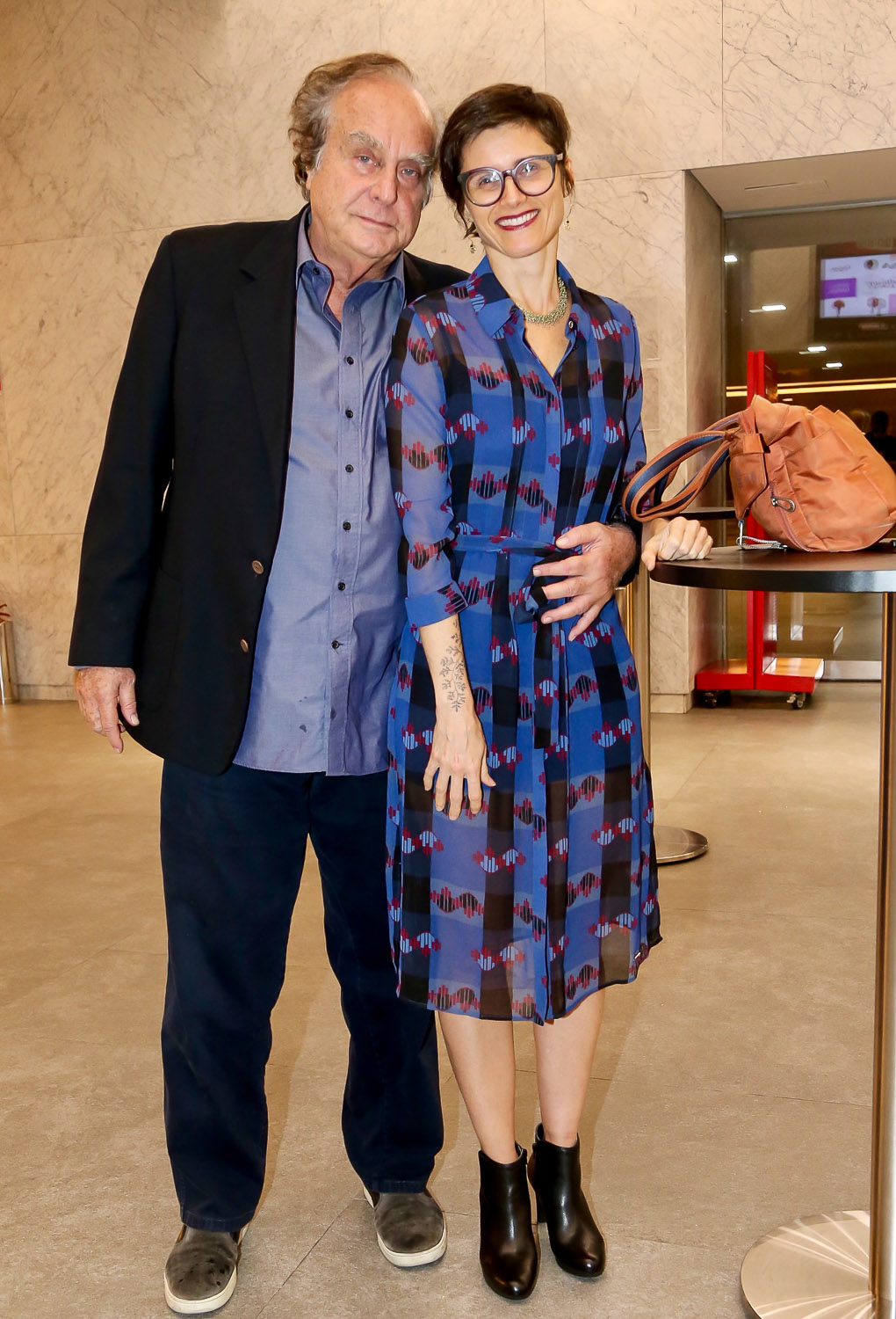 Arnaldo Jabor, com sua esposa Gisele Fraga