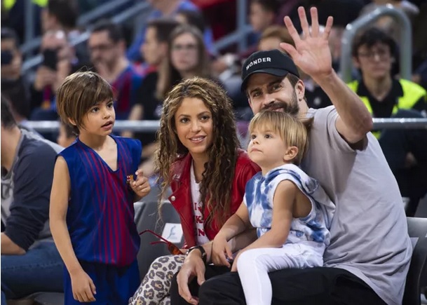 Shakira, Gerard Piqué, Milan e Sasha