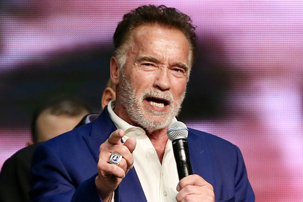 Arnold Schwarzenegger abre primeiro dia de feira