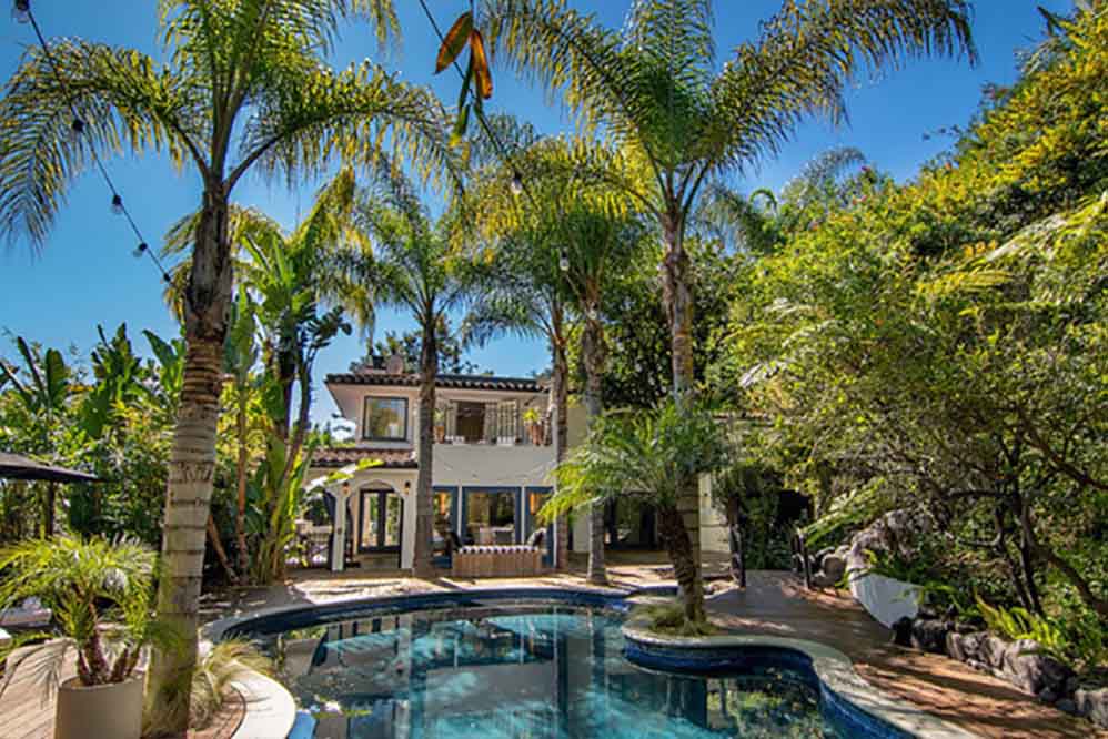 Fotos da mansão de R$ 23 milhões de Jessica Alba, que está à venda