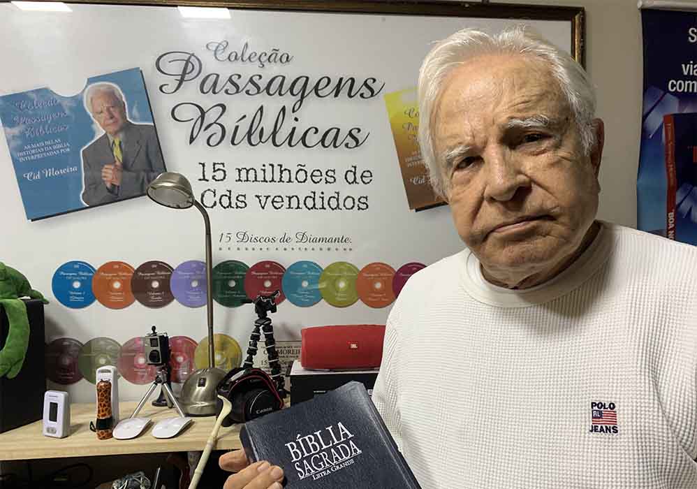 Cid Moreira e o projeto de narração de passagens da Bíblia