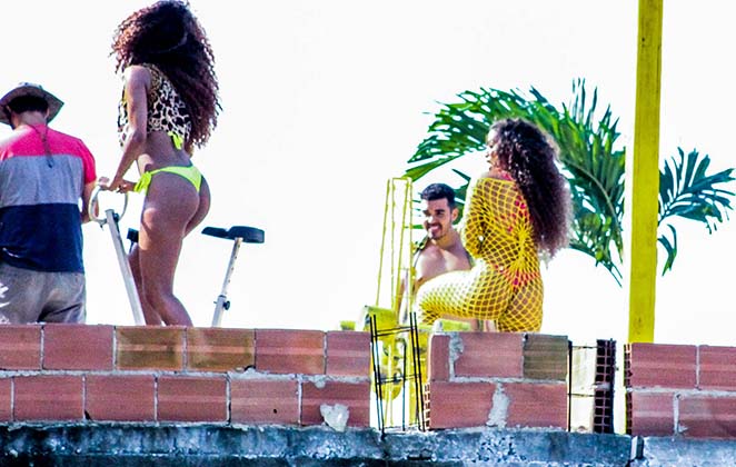 Anitta durante a gravação do novo videoclipe o Rio de Janeiro