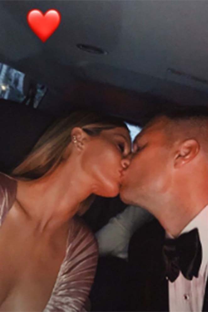 Foto de beijão de Tom Brady e Gisele Bündchen agita a web