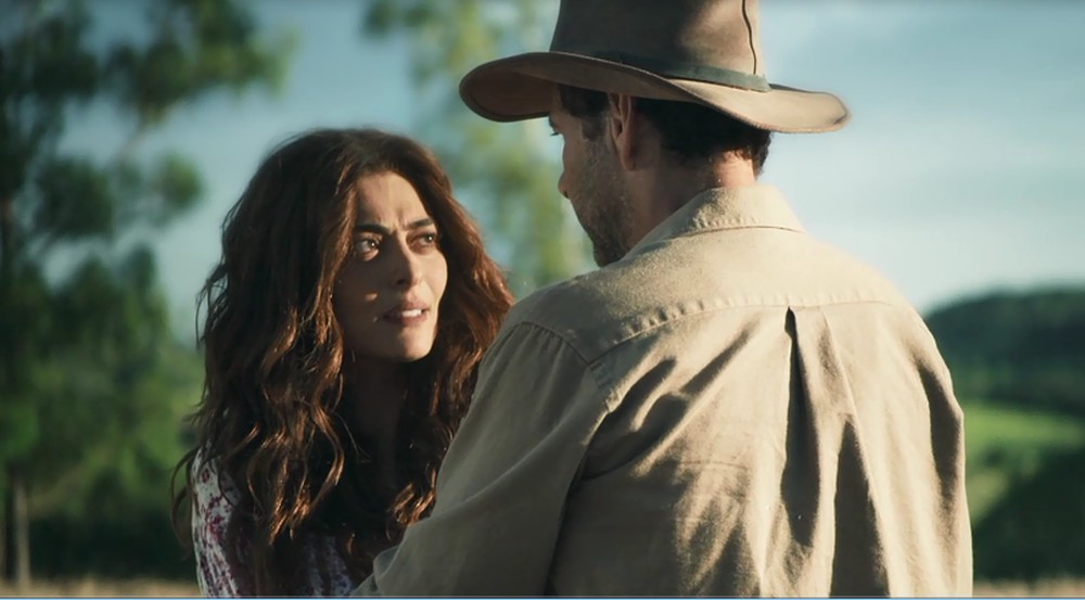 Juliana Paes e Marcos Palmeira na pele de Maria da Paz e Amadeu