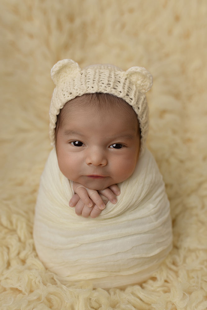 Zion, filho de Jade Seba e Bruno Guedes, faz o primeiro ensaio newborn