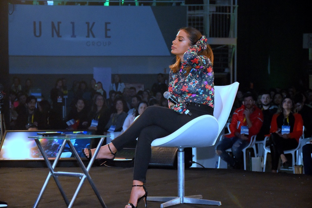 Anitta estrela evento de empreendedorismo em Florianópolis