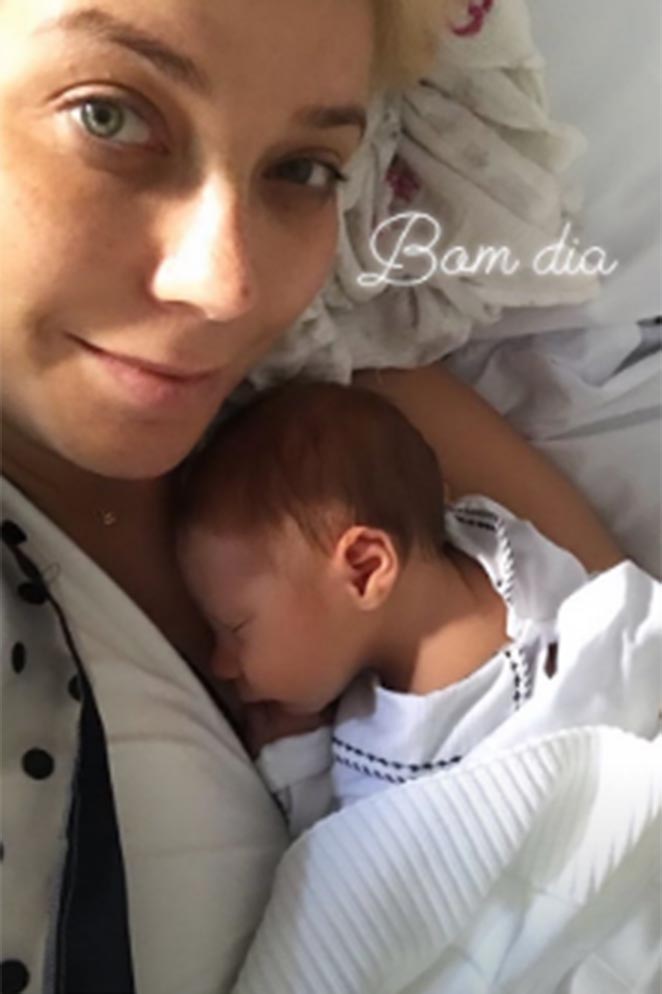 Luiza Possi encanta fãs ao mostrar o filho recém-nascido