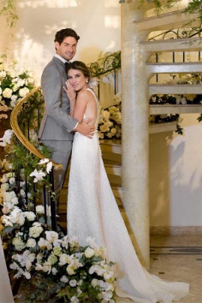 Alexandre Pato mostra foto incrível de casamento com Rebeca Abravanel