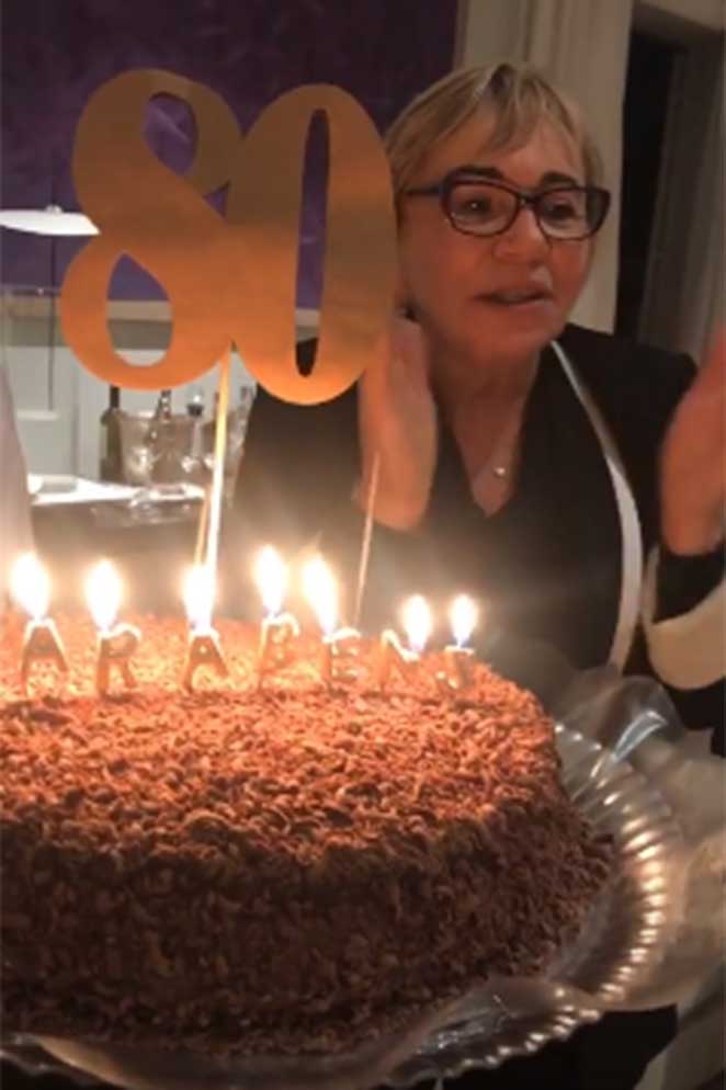 Eliana organiza bela festa para celebrar os 80 anos da mãe