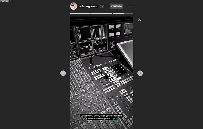 Storie da Selena Gomez no estúdio
