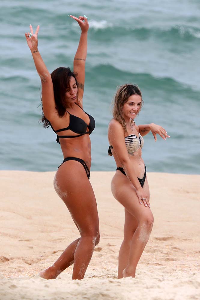 Ela esteve com uma amiga e elas aproveitaram para tirar fotos