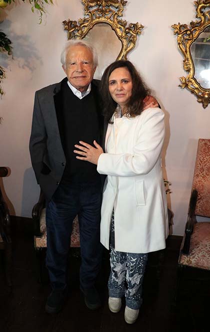 O casal comemorou o aniversário do jornalista na residência que fica em Itaipava, no Rio de Janeiro