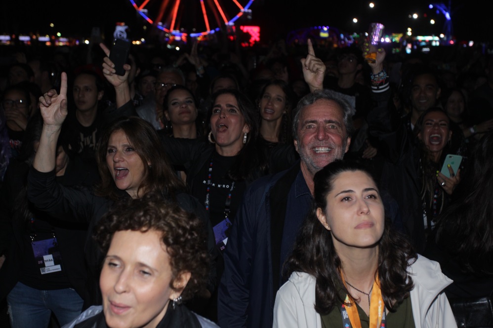Rock in Rio: Malu Mader baba em show do maridão