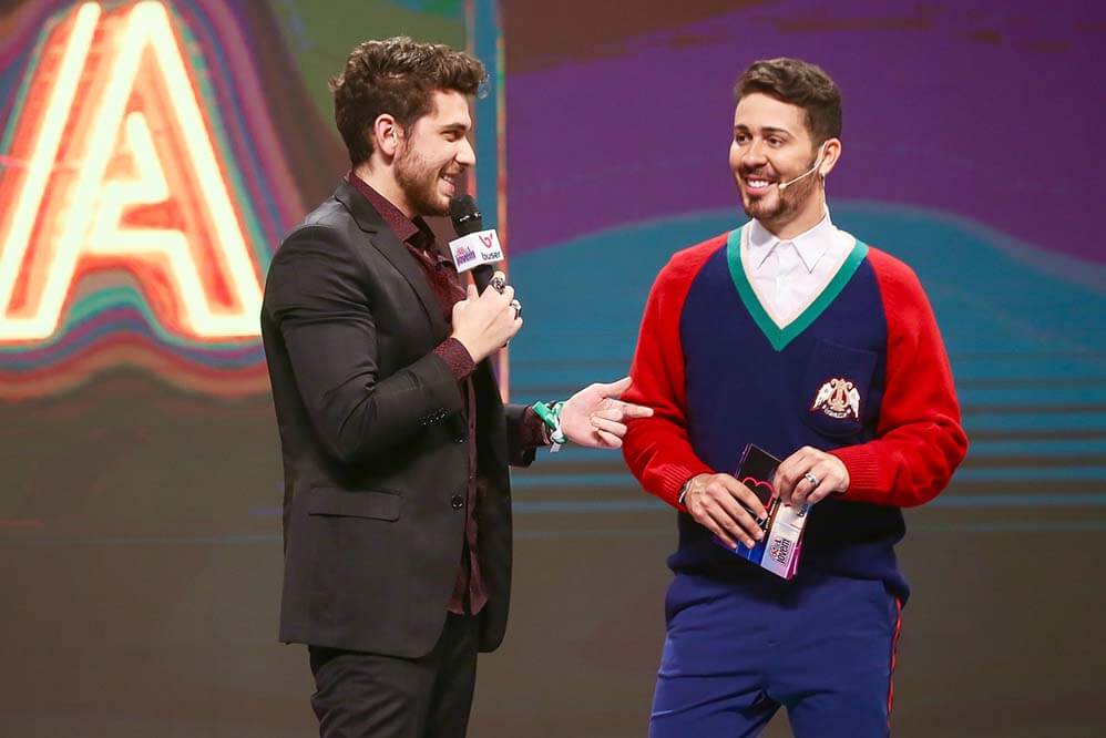 Gustavo Mioto e Carlinhos Maia fizeram a alegria do público no palco do Prêmio Jovem Brasileiro, que aconteceu na última terça-feira (1).