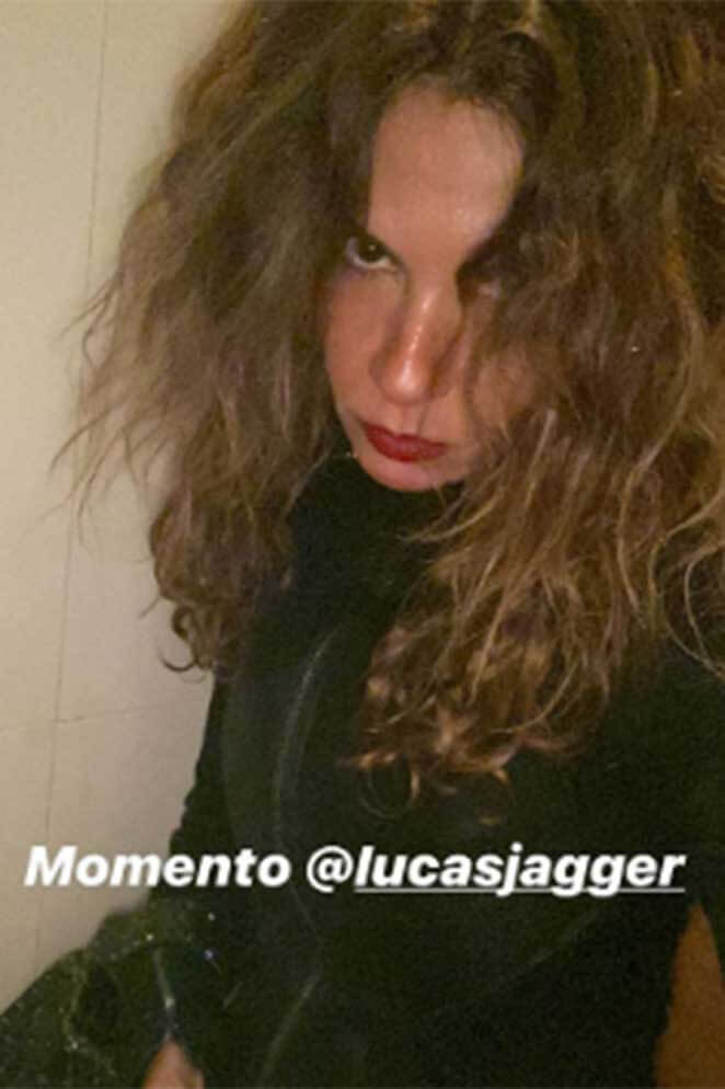 Luciana Gimenez posa descabelada: 'Momento Lucas Jagger'