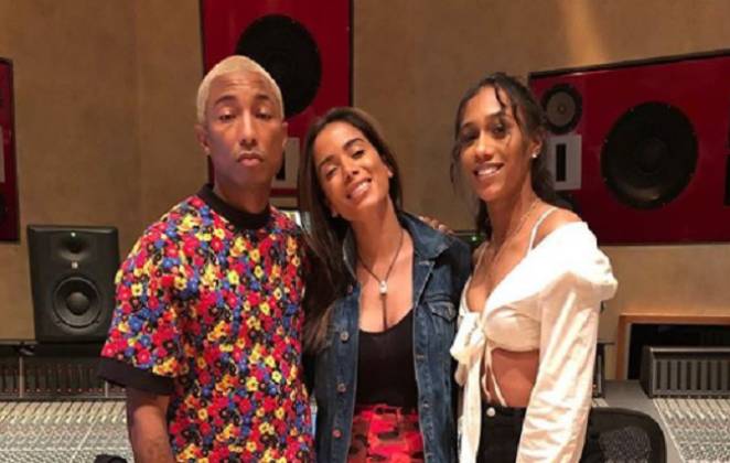 Em 2019, Pharrell Williams fez parceria musical com Anitta