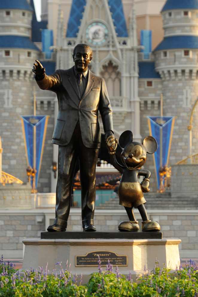 Partners Statue, no Magic Kingdom