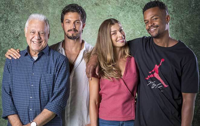 Parte do elenco de Bom Sucesso, novela da Globo que está chegando ao fim