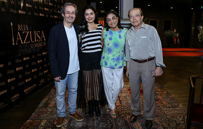 Letícia Sabatella com Daniel Dantas e os pais