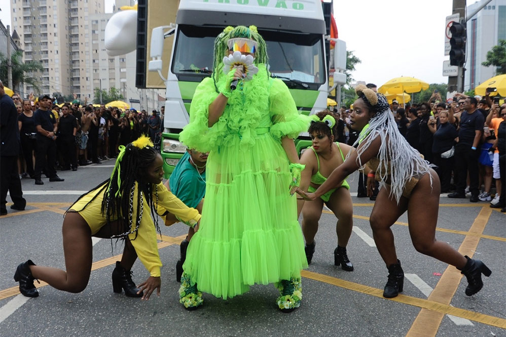  Carnaval 2020: Gloria Groove se transforma em Mary Jane 