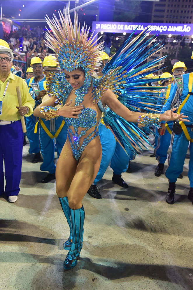 Artista era só gratidão, ao participar do Carnaval do Rio de Janeiro