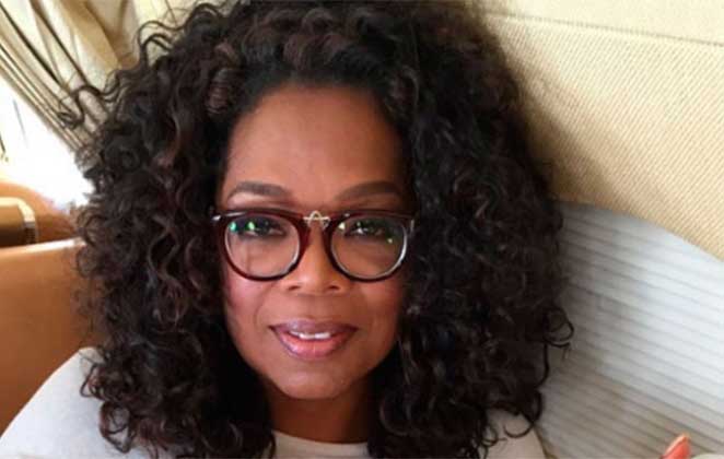 Oprah Winfrey é uma das maiores apresentadoras do mundo, mas já sofreu por causa de sua cor