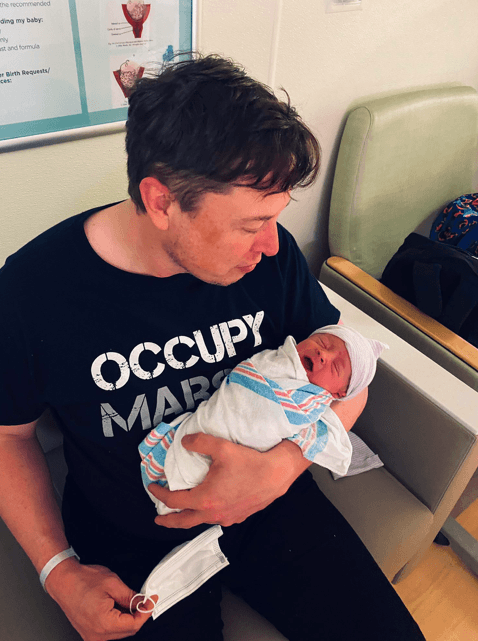 Elon Musk e o herdeiro recém-nascido