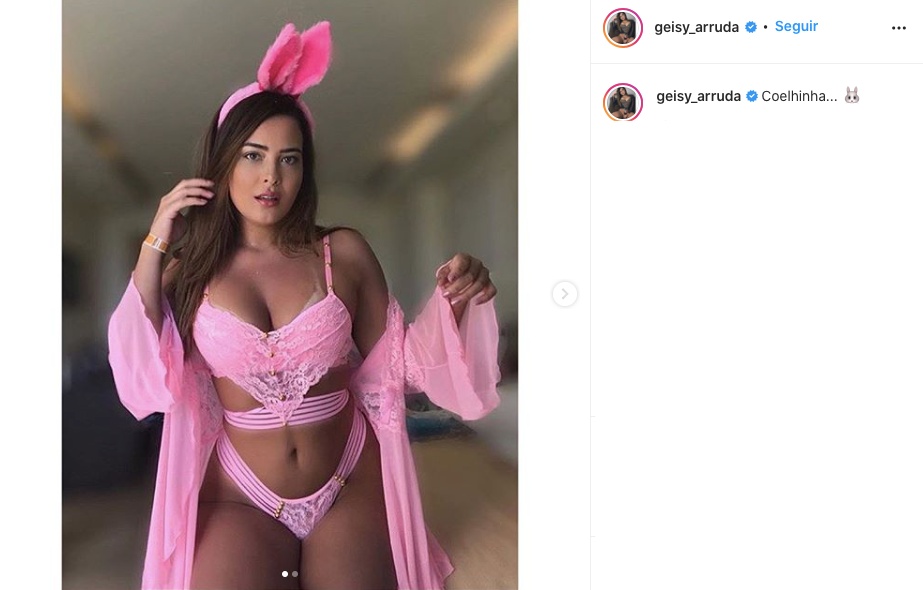 Para celebrar a Páscoa, Geisy Arruda se vestiu de coelhinha sensual
