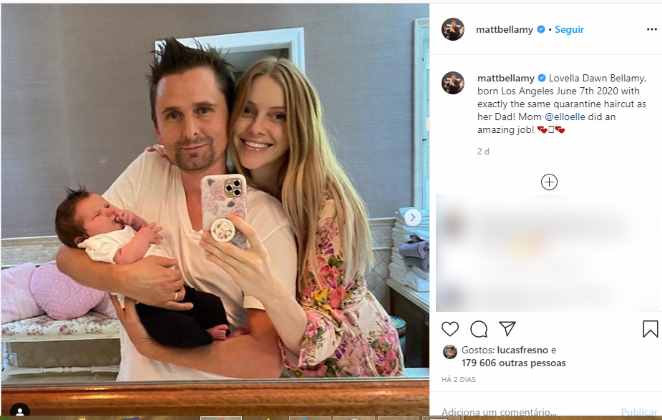 Matt Belamy posa com a família nas redes sociais