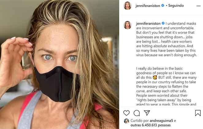 Jennifer Aniston volta a falar sobre o uso de máscaras de proteção