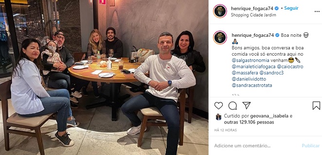 Caio Castro e Grazi Massafera curtem jantar no restaurante de Henrique Fogaça