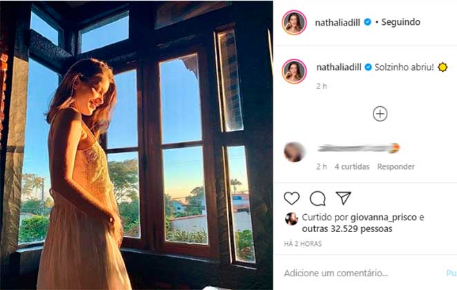 Nathalia Dill posa acariciando a barriga e tomando sol no Instagram