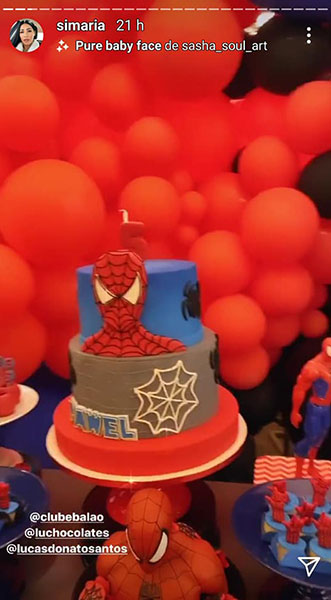 O bolo especialmente decorado para comemorar os 5 anos de Pawel