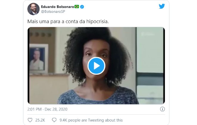 Eduardo Bolsonaro criticouThelma Assis